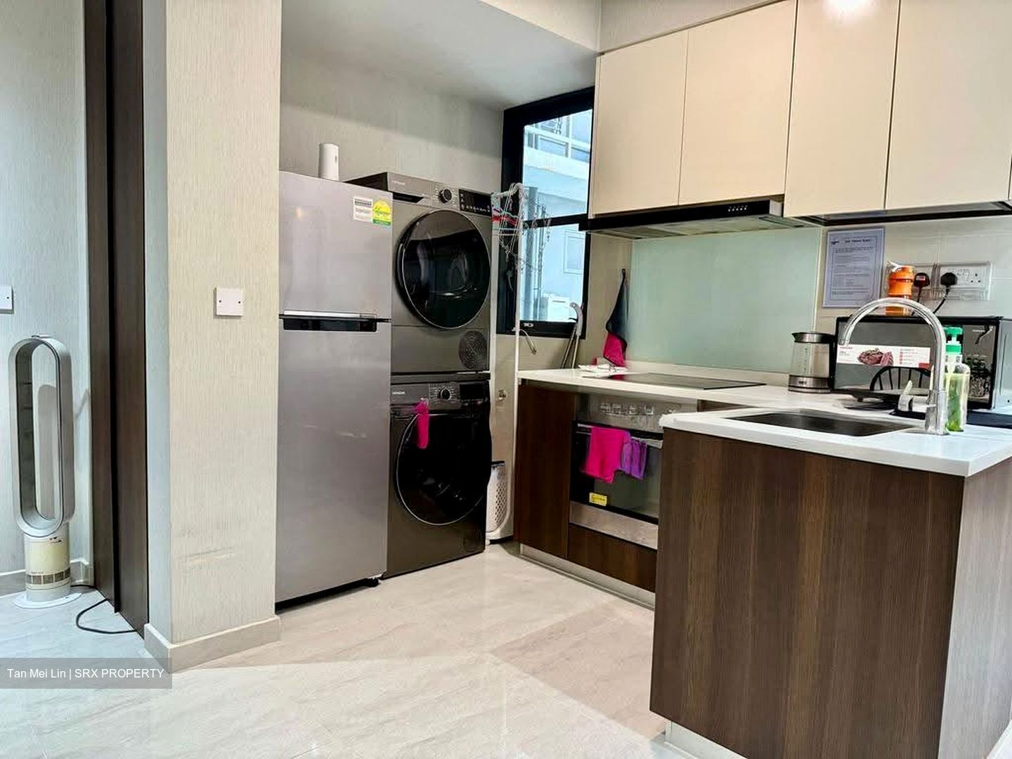 Symphony Suites (D27), Condominium #620745091